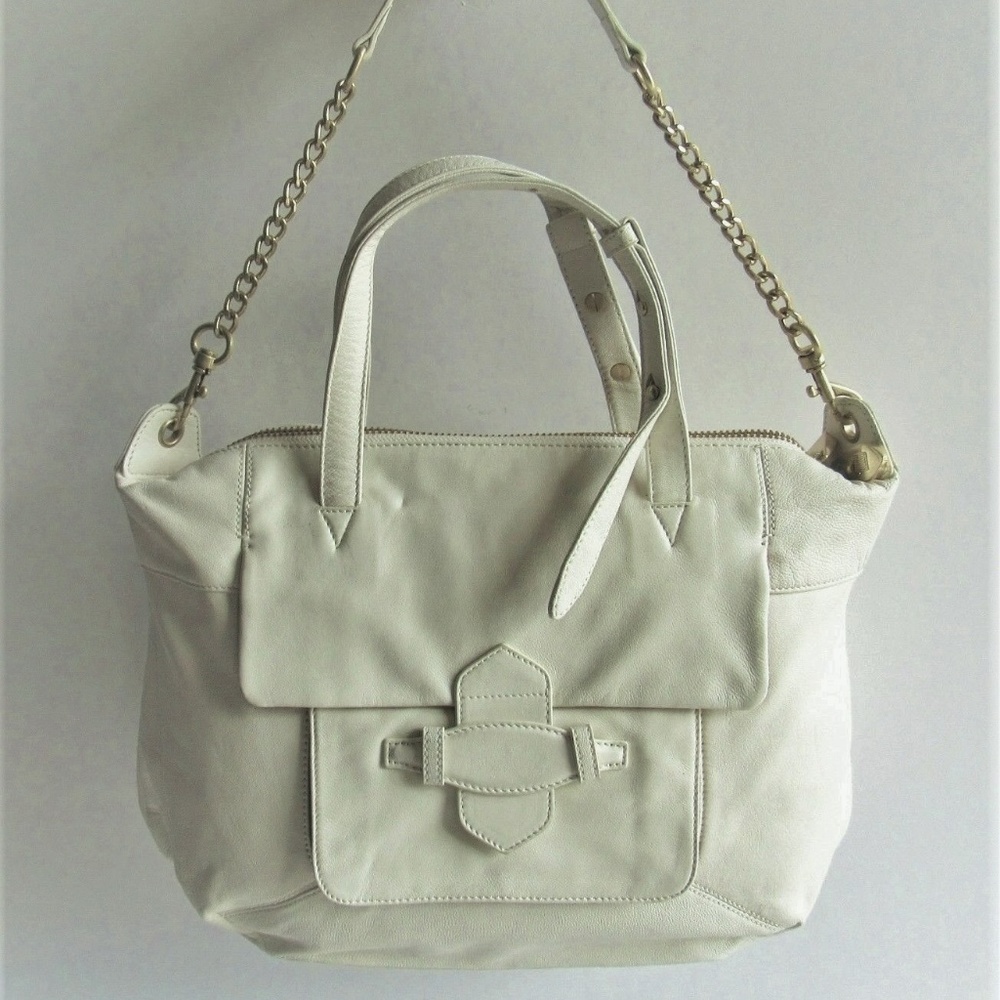 POUR LA VICTOIRE New Ivory Leather Shoulder Bag